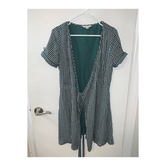 American Eagle Wrap Mini Dress (M) - Picture 3 of 4